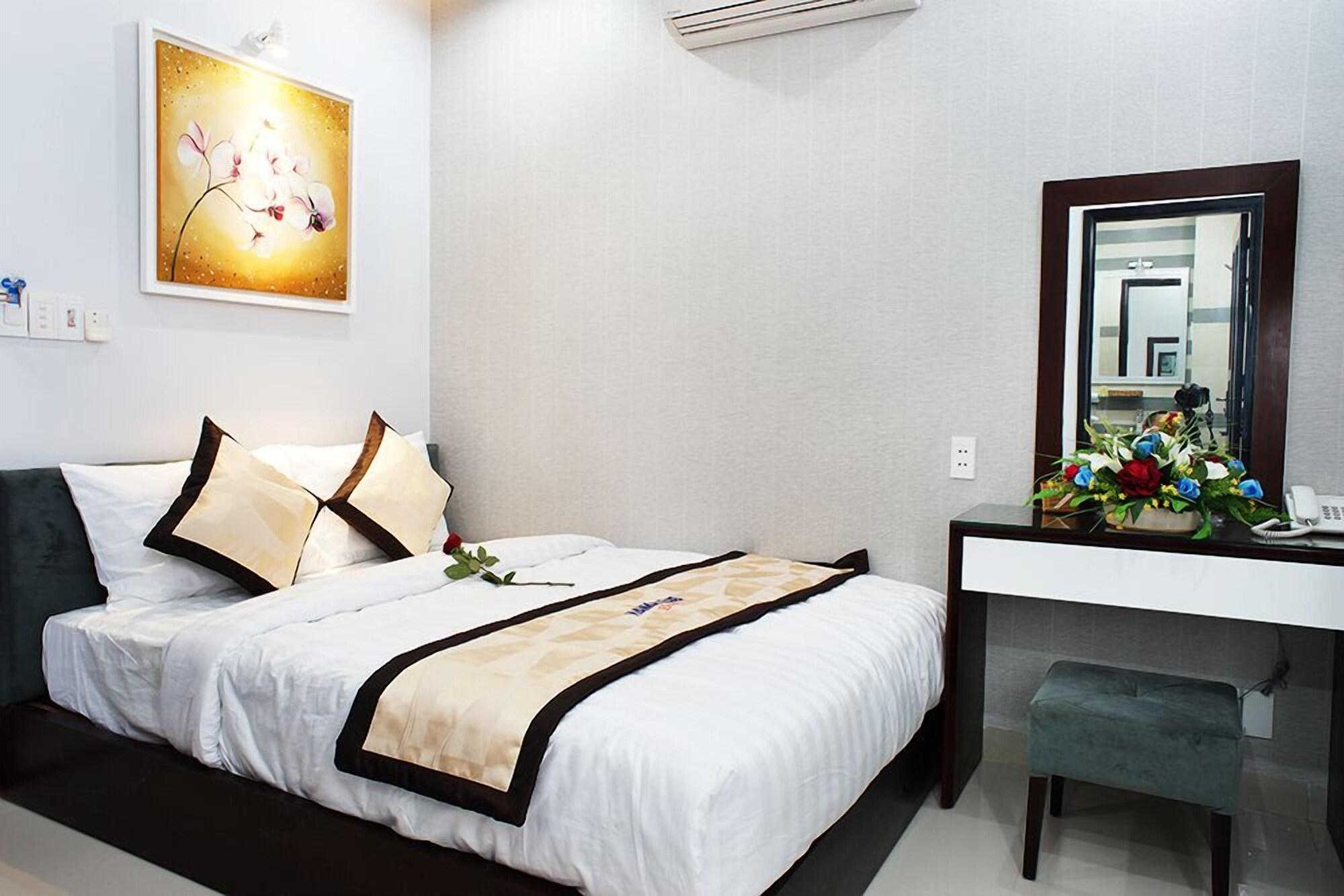 Hanoi Blue Hotel - The Water Front Da Nang Eksteriør billede